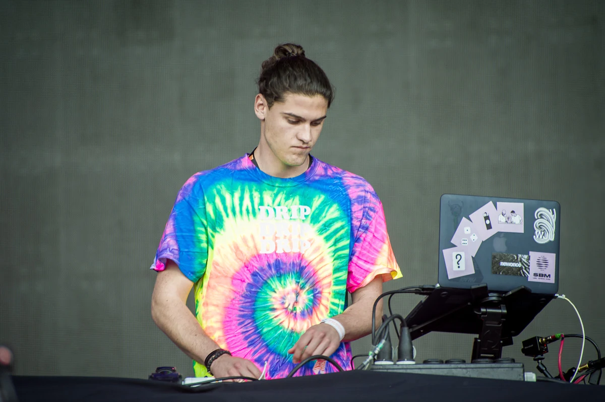 Jan-rapowanie na Orange Warsaw Festival 2019