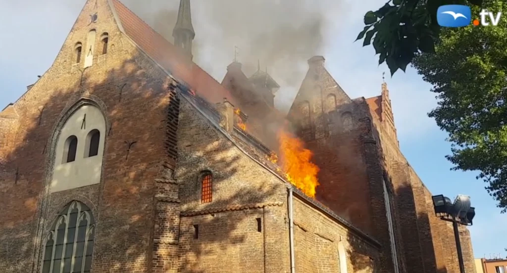 Pożar kościoła św. Piotra i Pawła w Gdańsku Pożar kościoła św. Piotra i Pawła w Gdańsku