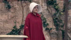 W główną rolę w serialu wciela się Elizabeth Moss