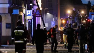 Służby pracują na miejscu wybuchu
