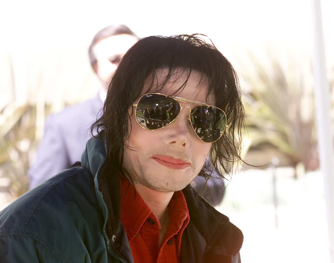Również Michael Jackson na swoim koncie miał dość wątpliwy moralnie występ. W 1996 roku zatańczył i zaśpiewał przed sułtanem Brunei Hassanal Bolkiahem z okazji jego 50. urodzin. Za występ król popu miał zgarnąć 17 milionów dolarów. Sułtana Brunei chętnie odwiedzały również inne gwiazdy - Diana Ross, Bon Jovi, Stevie Wonder i Tina Turner. Celebryci od dyktatora odwrócili się jednak w 2019 roku, kiedy to chciał w swoim państwie wprowadzić karę kamieniowania za homoseksualizm i cudzołóstwo.