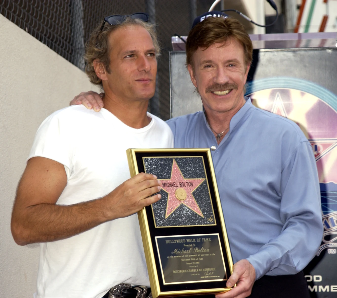Michael Bolton i Chuck Norris w 2002 roku