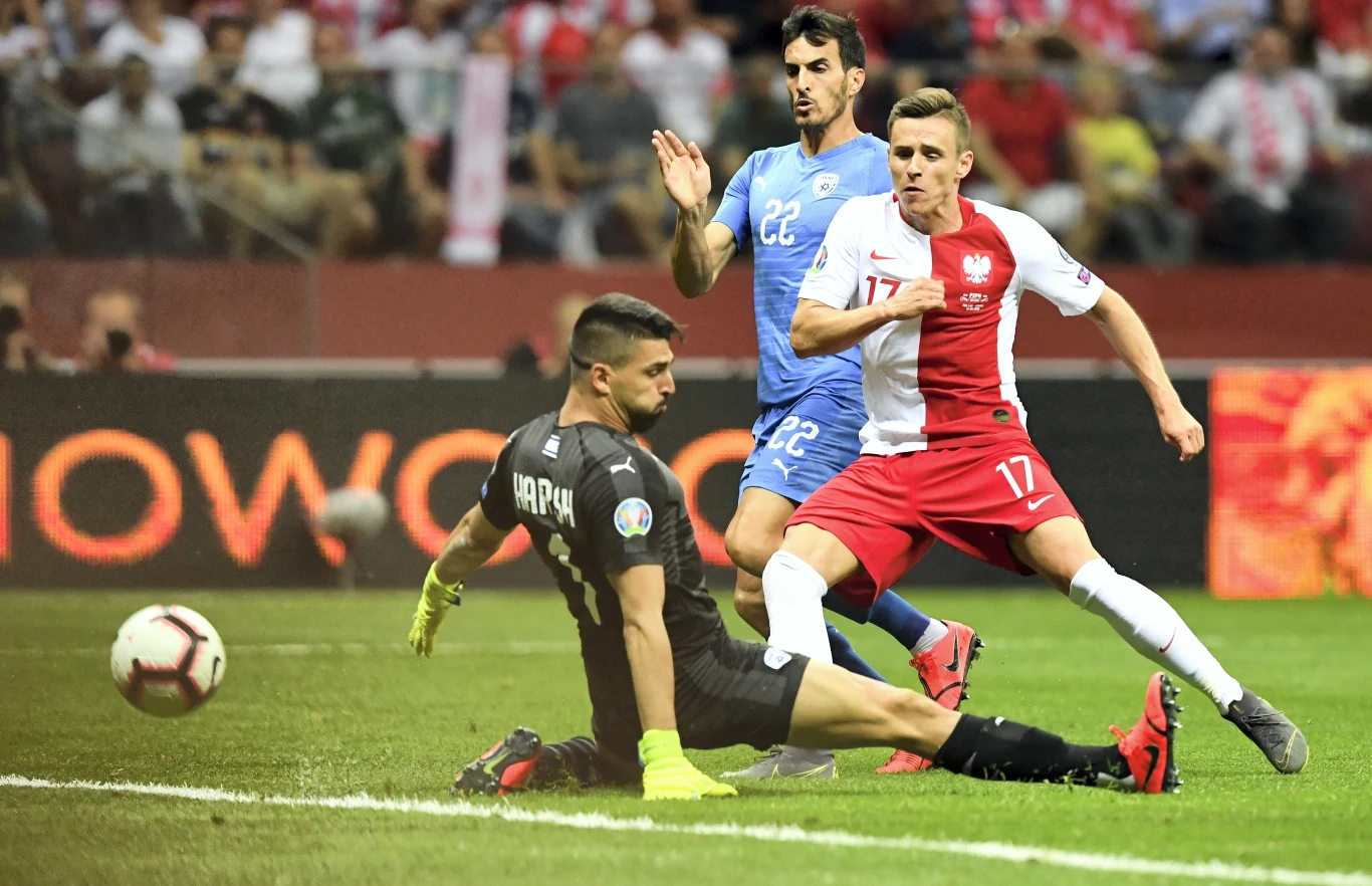 Damian Kądzior strzela ostatniego gola dla Polaków Damian Kądzior strzela ostatniego gola dla Polaków