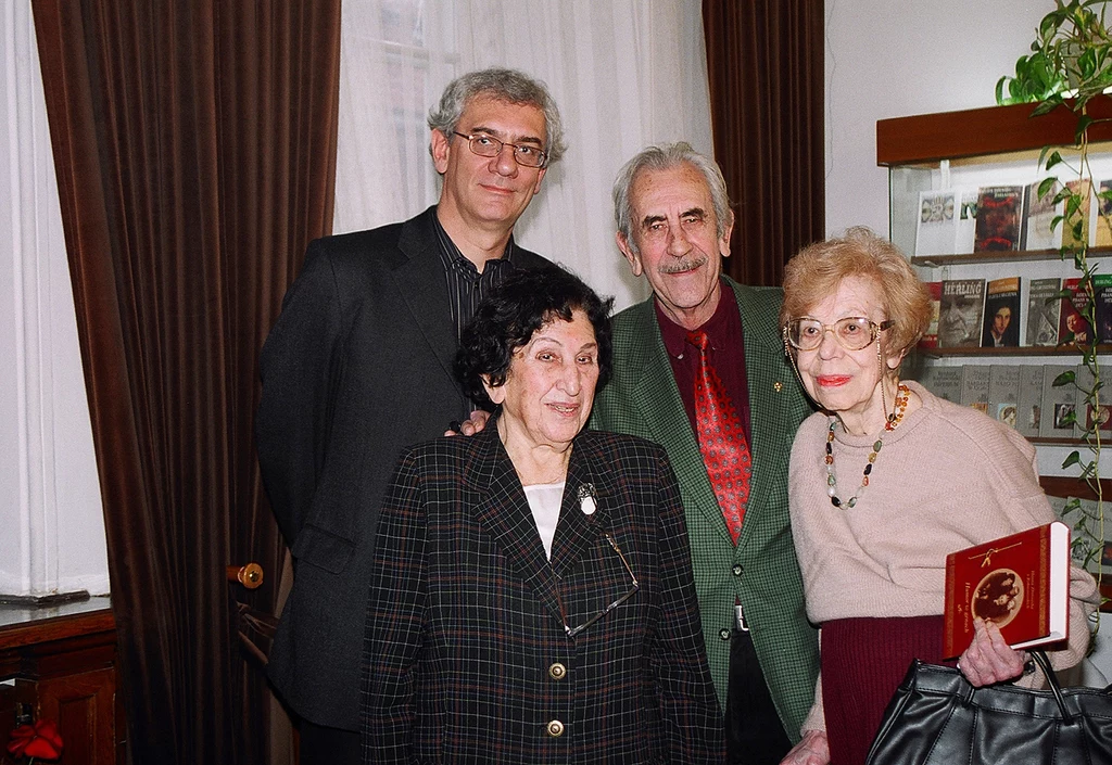 Od lewej: Wiktor Zborowski, Maria Kobuszewska-Faryna (żona Jana), Jan Kobuszewski, Hanna Zborowska (siostra Jana)