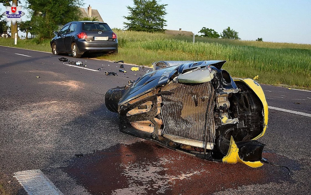 Motocykl rozpadł się na części