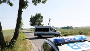 Blokada policyjna po zabójstwie 10-letniej Kristiny z Mrowin