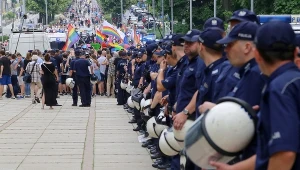 Marsz odbywał się pod hasłem "Częstochowa tęczy nie chowa!"