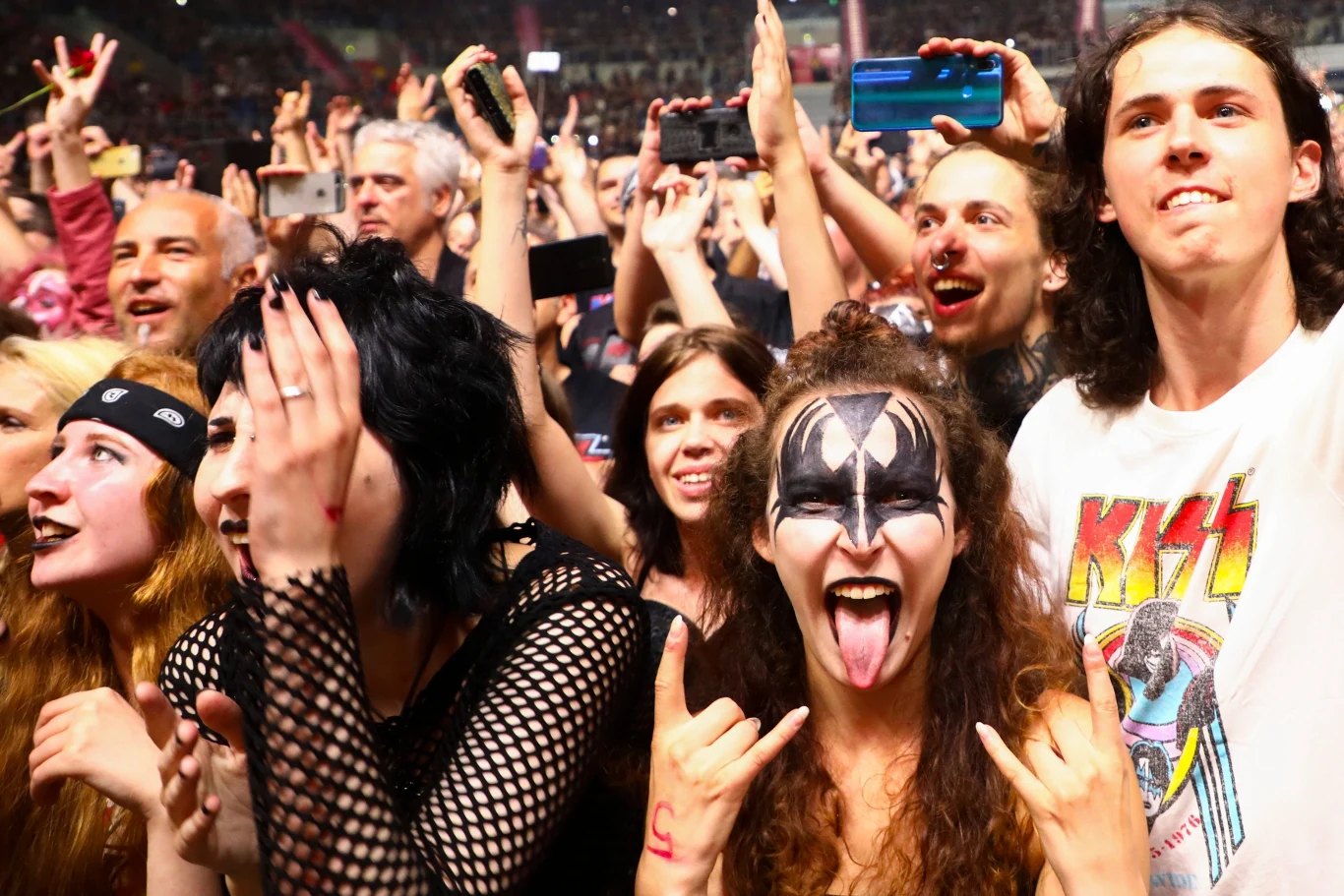 Zobacz zdjęcia fanów Kiss na koncercie w Tauron Arenie Kraków - 18 czerwca 2019 r.