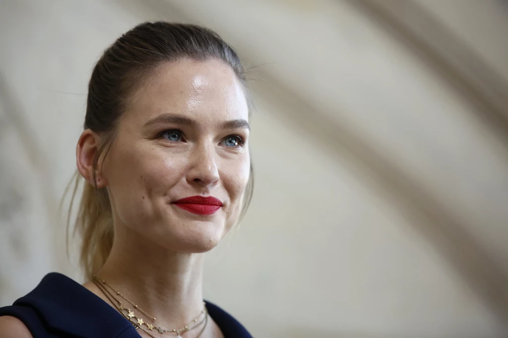 Bar Refaeli poinformowała, że jest w trzeciej ciąży 