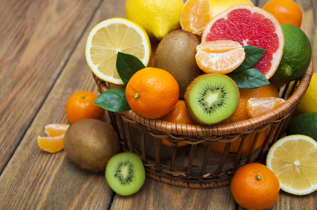 W skórkach owoców i warzyw kryje się mnóstwo cennych substancji odżywczych 