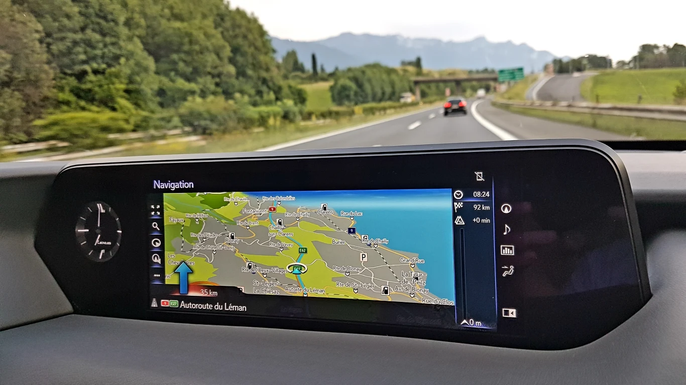 Lexus UX 250h