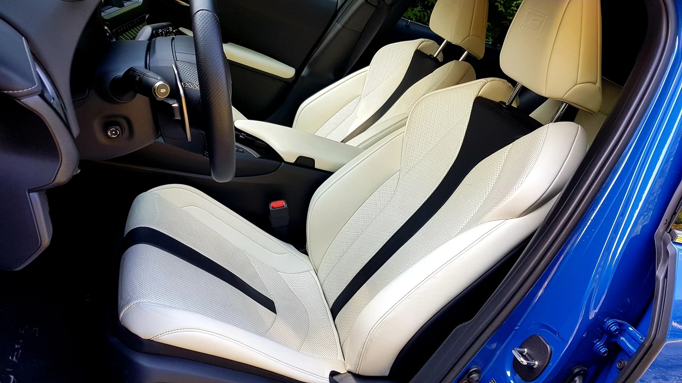 Lexus UX 250h