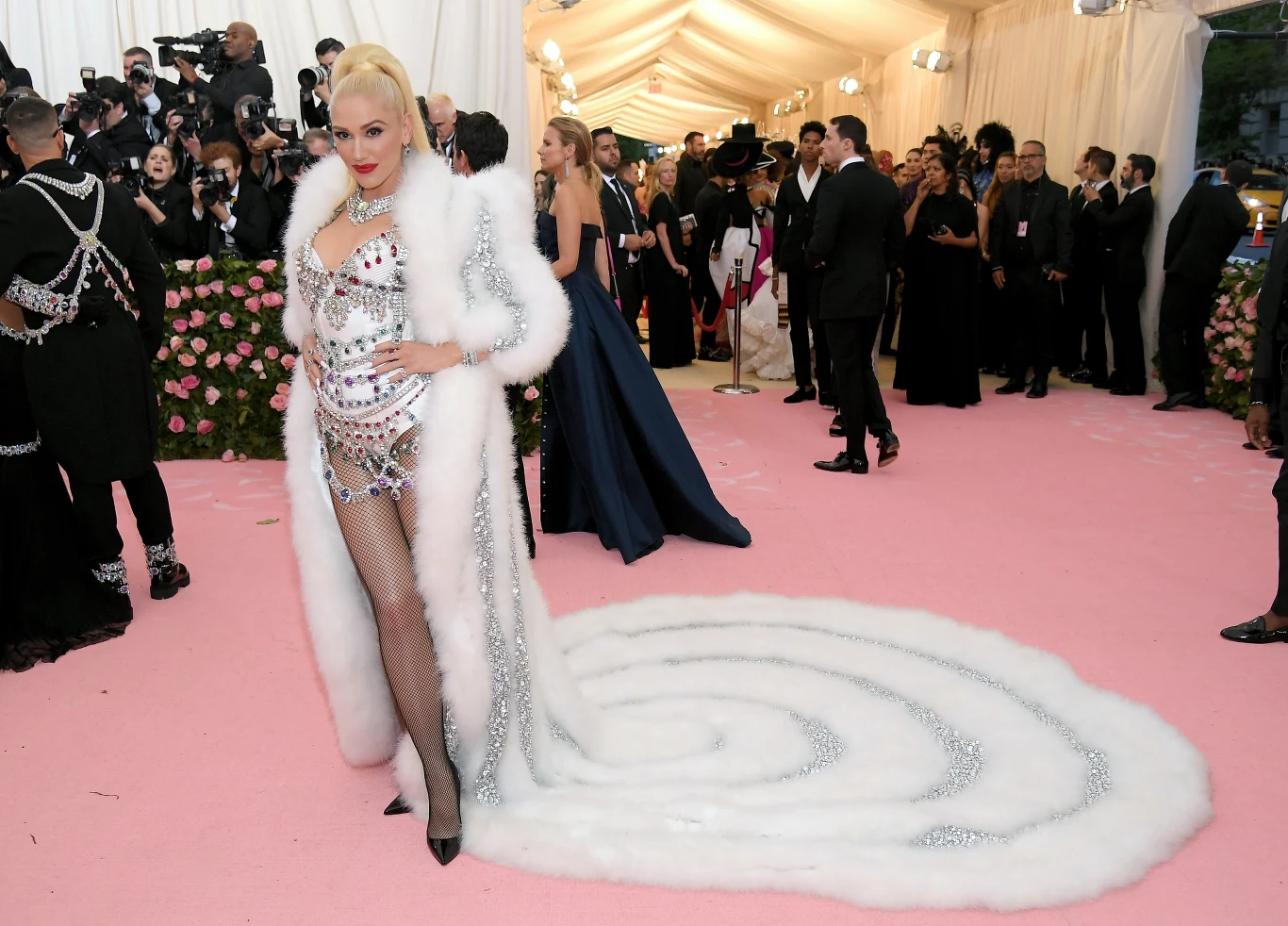 Jedną z pierwszych prac Gwen Stefani był bar szybkiej obsługi Dairy Queen. 