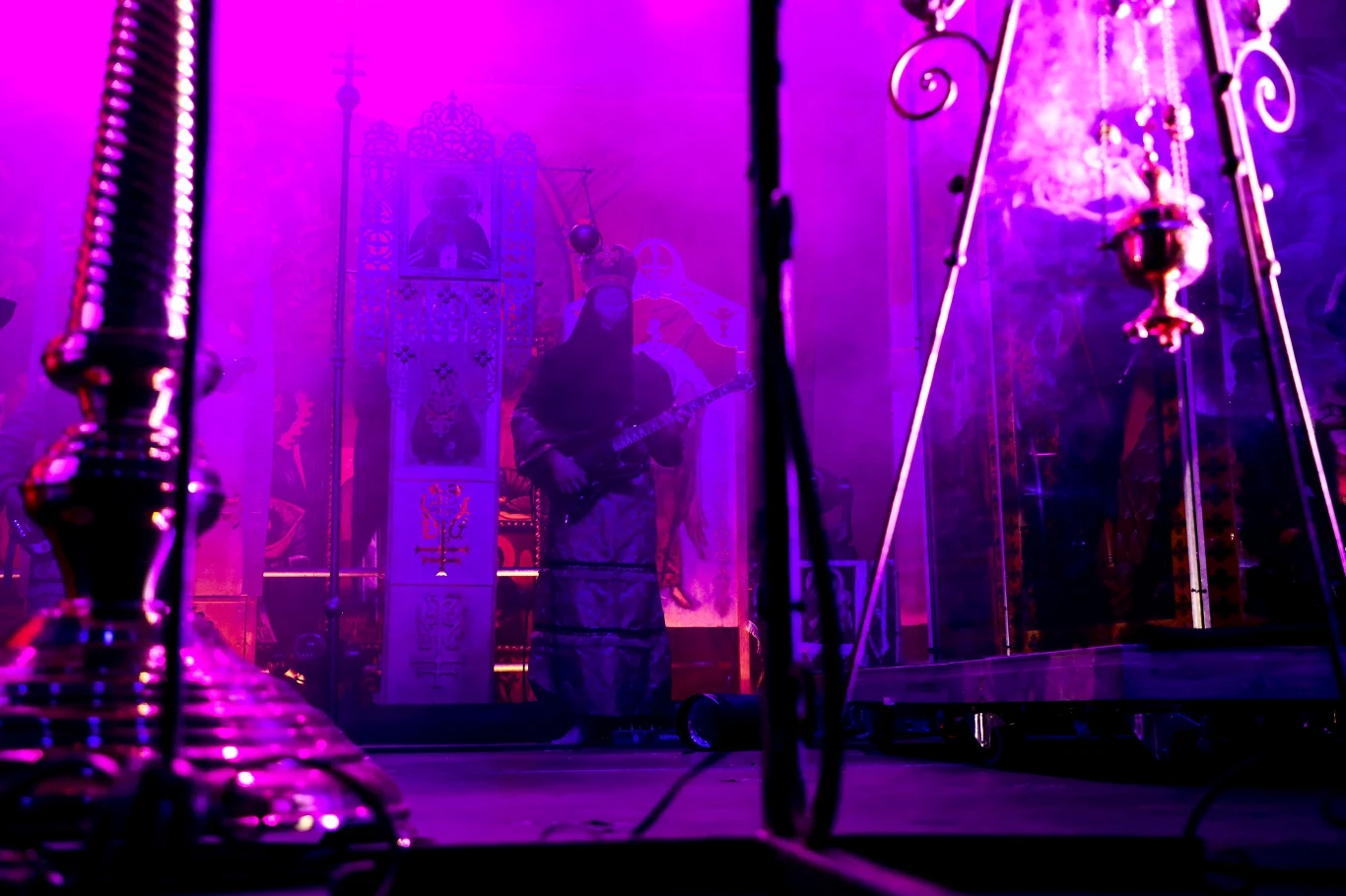 Zobacz zdjęcia z koncertu grupy Batushka podczas pierwszego dnia Mystic Festival 2019 w Krakowie (25 czerwca 2019 r.) Zobacz zdjęcia z koncertu grupy Batushka podczas pierwszego dnia Mystic Festival 2019 w Krakowie (25 czerwca 2019 r.)