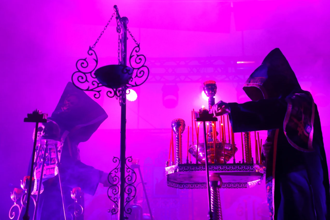 Zobacz zdjęcia z koncertu grupy Batushka podczas pierwszego dnia Mystic Festival 2019 w Krakowie (25 czerwca 2019 r.) Zobacz zdjęcia z koncertu grupy Batushka podczas pierwszego dnia Mystic Festival 2019 w Krakowie (25 czerwca 2019 r.)