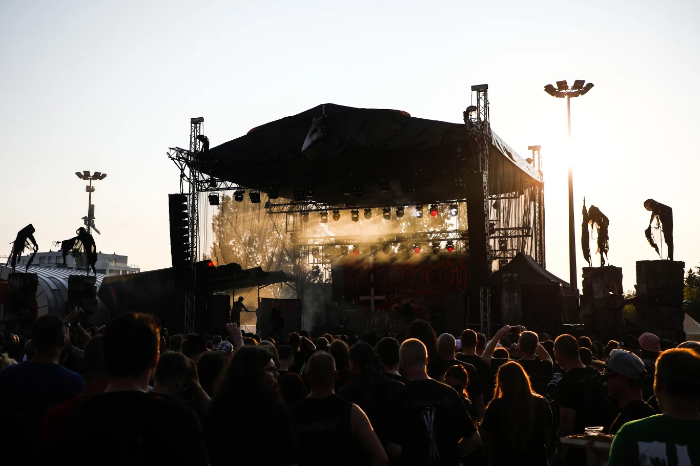 Zobacz zdjęcia fanów z pierwszego dnia Mystic Festival 2019 w Krakowie (25 czerwca 2019 r.).