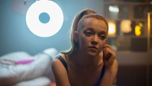 Paulina Walendziak w filmie "Ja teraz kłamię"