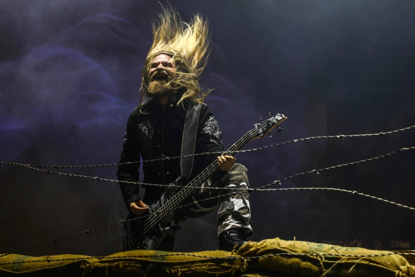 Zobacz zdjęcia z koncertu grupy Sabaton podczas drugiego dnia Mystic Festival 2019 w Krakowie (26 czerwca 2019 r.) Zobacz zdjęcia z koncertu grupy Sabaton podczas drugiego dnia Mystic Festival 2019 w Krakowie (26 czerwca 2019 r.)