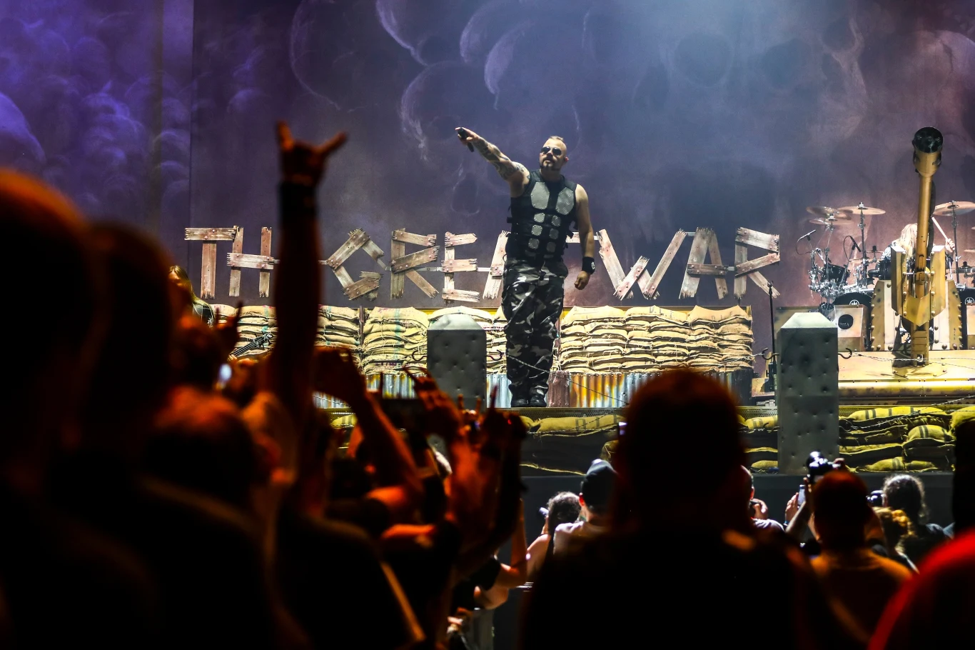 Zobacz zdjęcia z koncertu grupy Sabaton podczas drugiego dnia Mystic Festival 2019 w Krakowie (26 czerwca 2019 r.) Zobacz zdjęcia z koncertu grupy Sabaton podczas drugiego dnia Mystic Festival 2019 w Krakowie (26 czerwca 2019 r.)