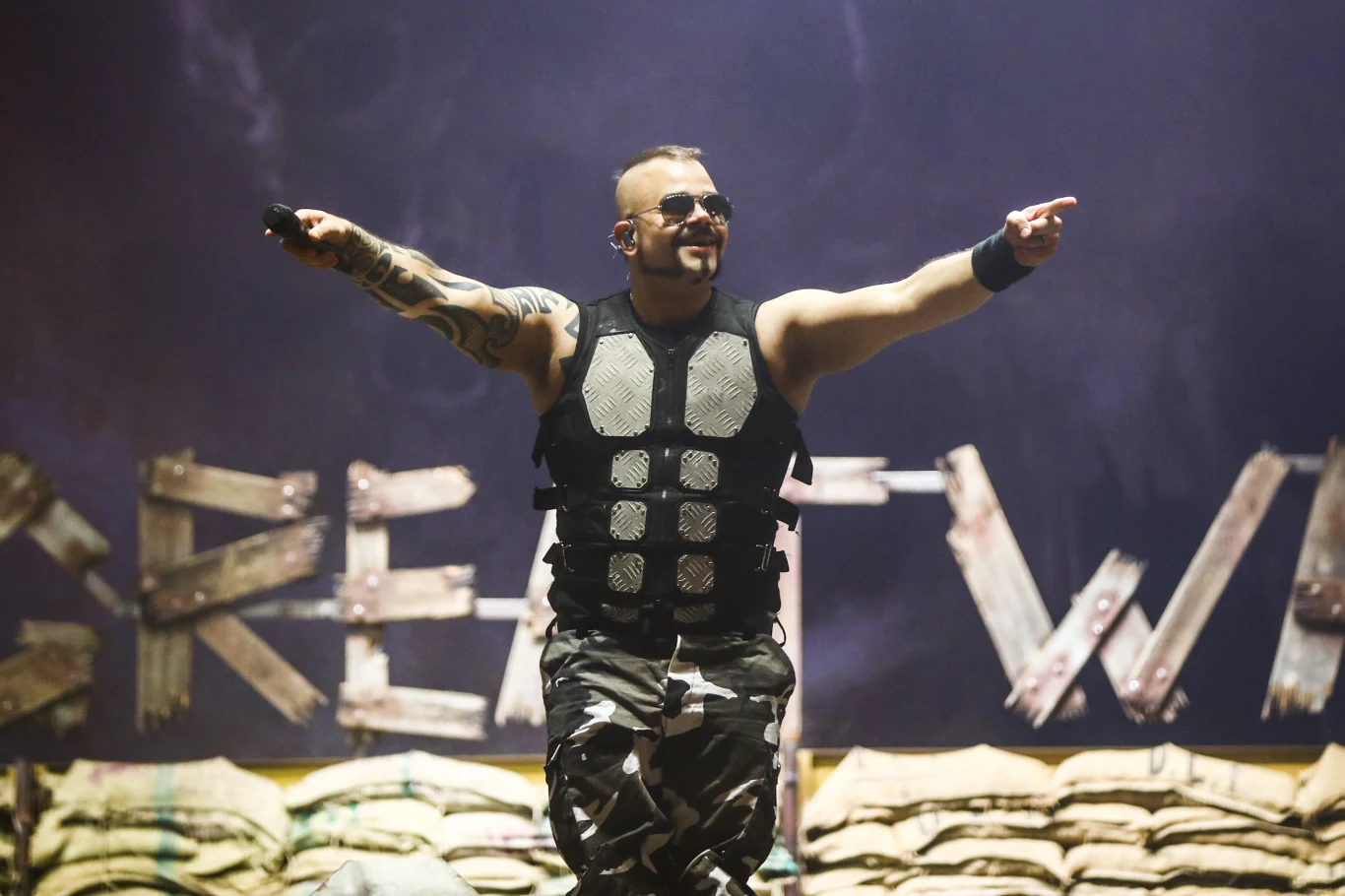 Zobacz zdjęcia z koncertu grupy Sabaton podczas drugiego dnia Mystic Festival 2019 w Krakowie (26 czerwca 2019 r.) Zobacz zdjęcia z koncertu grupy Sabaton podczas drugiego dnia Mystic Festival 2019 w Krakowie (26 czerwca 2019 r.)