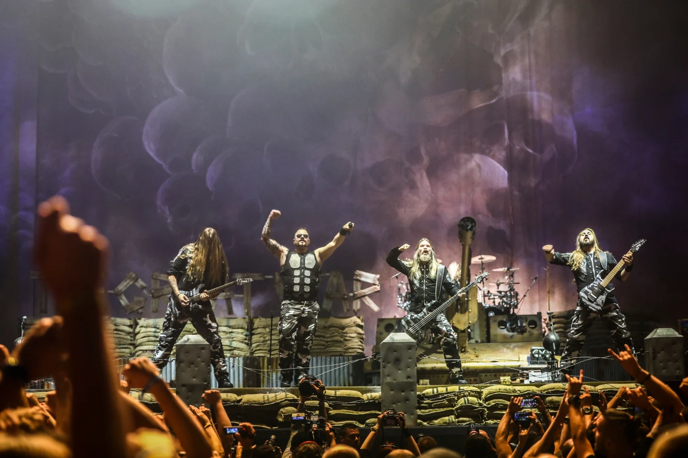 Zobacz zdjęcia z koncertu grupy Sabaton podczas drugiego dnia Mystic Festival 2019 w Krakowie (26 czerwca 2019 r.) Zobacz zdjęcia z koncertu grupy Sabaton podczas drugiego dnia Mystic Festival 2019 w Krakowie (26 czerwca 2019 r.)