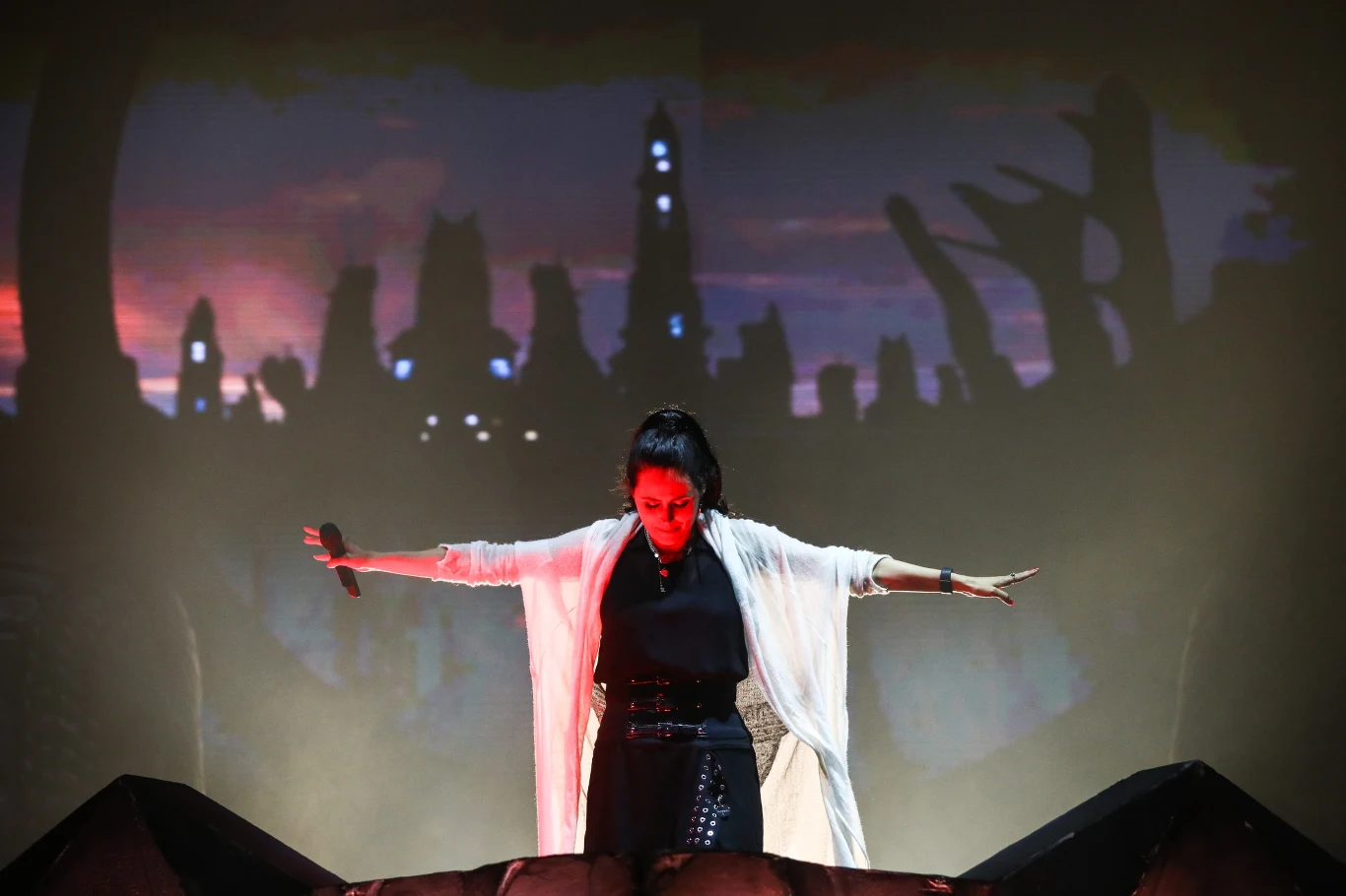 Zobacz zdjęcia z koncertu grupy Within Temptation podczas drugiego dnia Mystic Festival 2019 w Krakowie (26 czerwca 2019 r.)