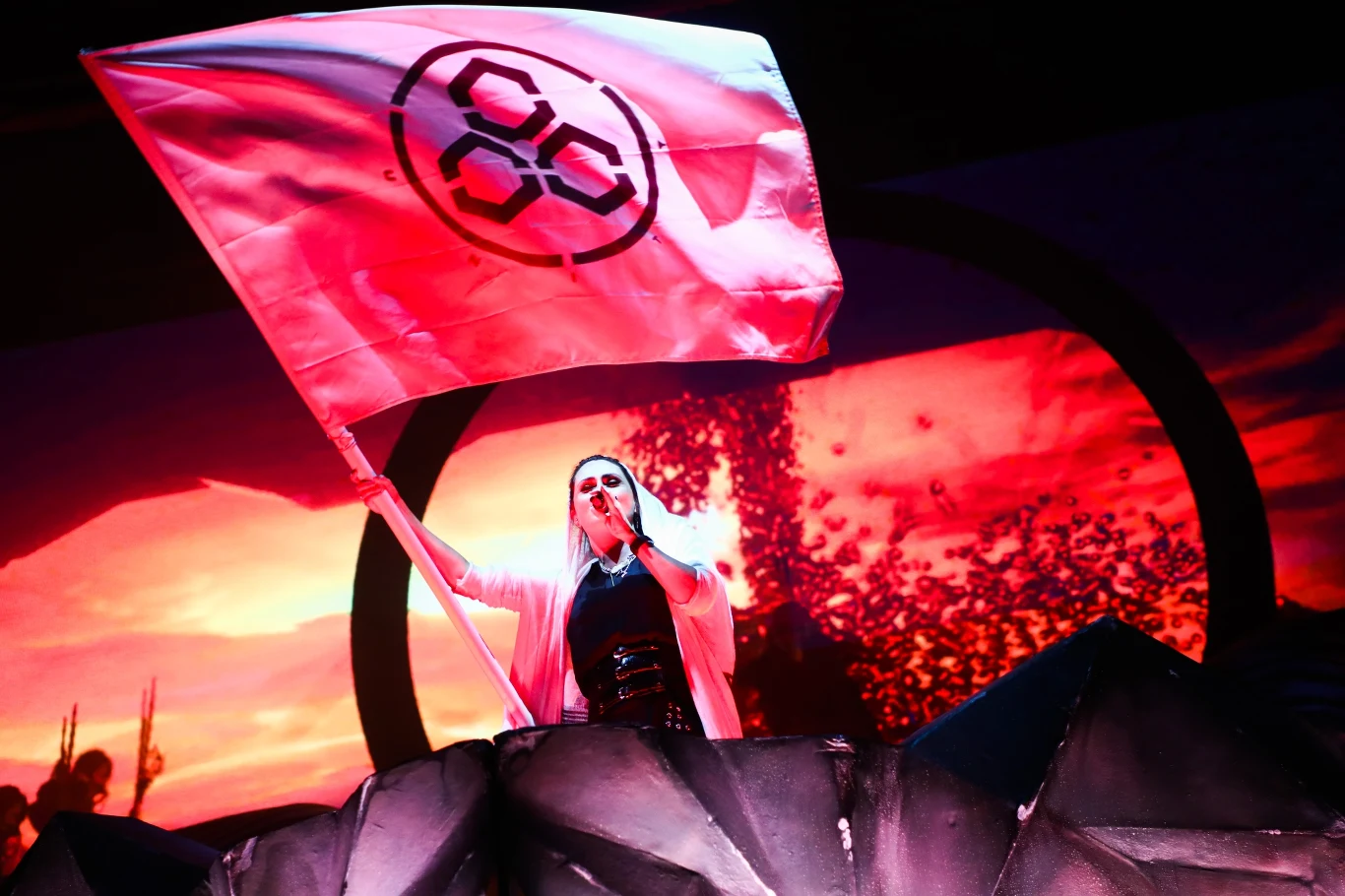 Zobacz zdjęcia z koncertu grupy Within Temptation podczas drugiego dnia Mystic Festival 2019 w Krakowie (26 czerwca 2019 r.)