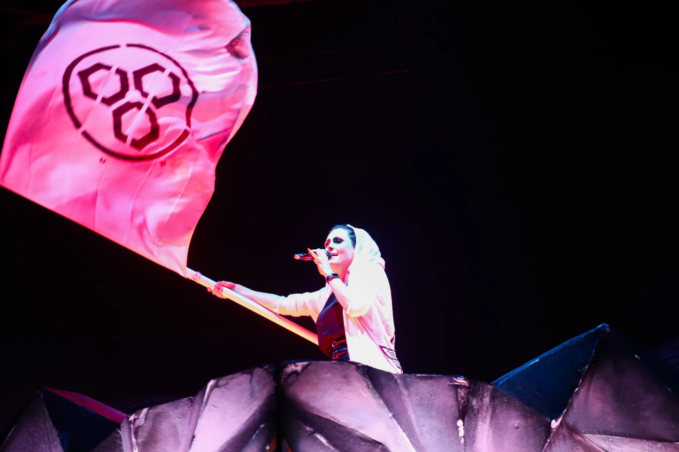 Zobacz zdjęcia z koncertu grupy Within Temptation podczas drugiego dnia Mystic Festival 2019 w Krakowie (26 czerwca 2019 r.)