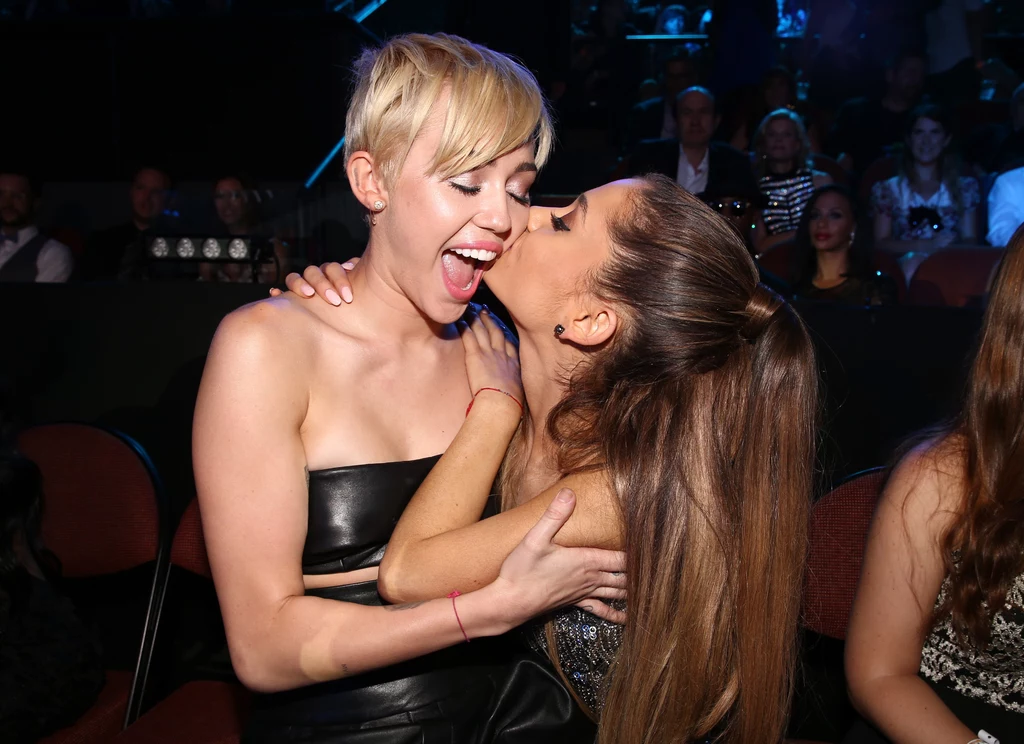 Miley Cyrus, Ariana Grande i Lana Del Rey nagrały razem piosenkę Miley Cyrus, Ariana Grande i Lana Del Rey nagrały razem piosenkę