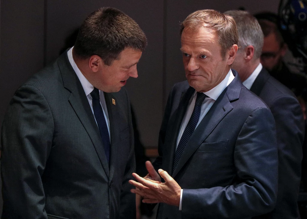 Rozmowy podczas szczytu, na zdjęciu fiński premier Juri Ratas i szef RE Donald Tusk