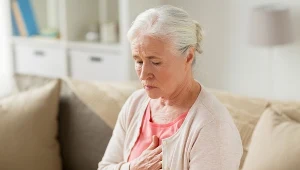 Pierwsze i najczęstsze objawy wstrząsu anafilaktycznego dotyczą trudności z oddychaniem