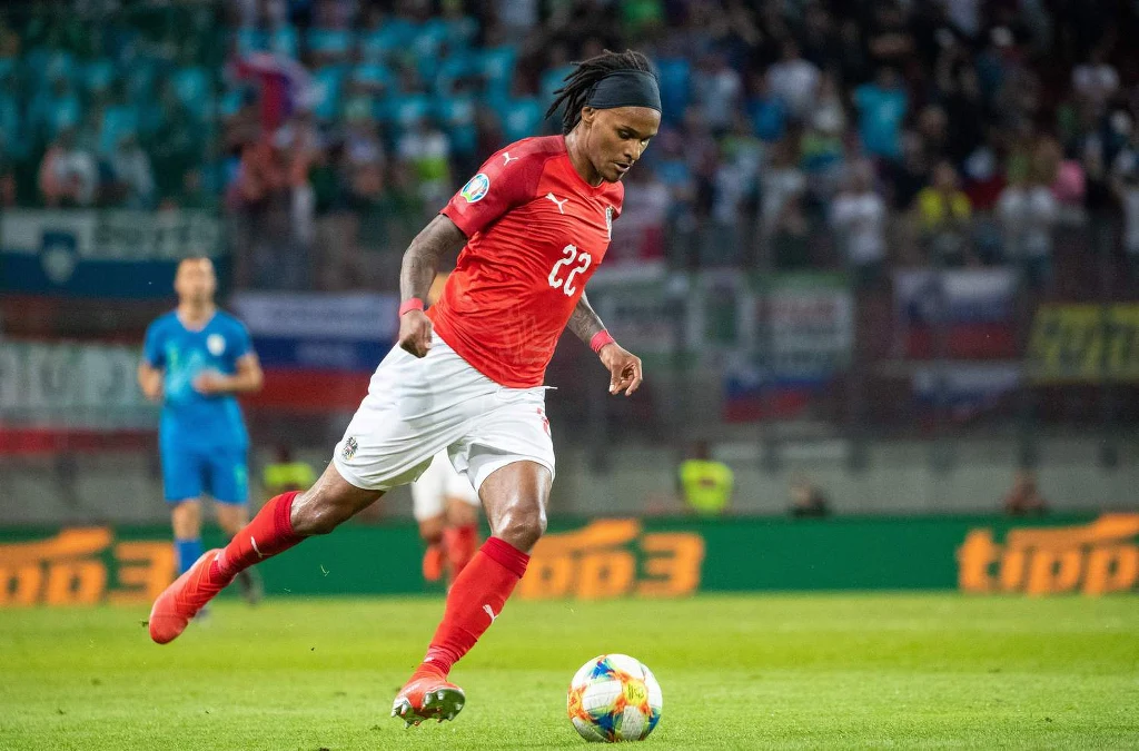 Valentino Lazaro Valentino Lazaro