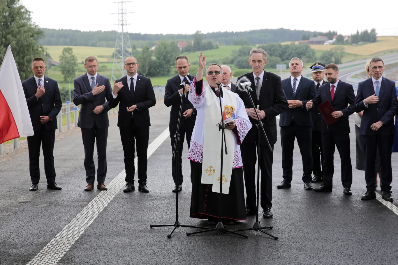 Uroczyste otwarcie drogi... Uroczyste otwarcie drogi...