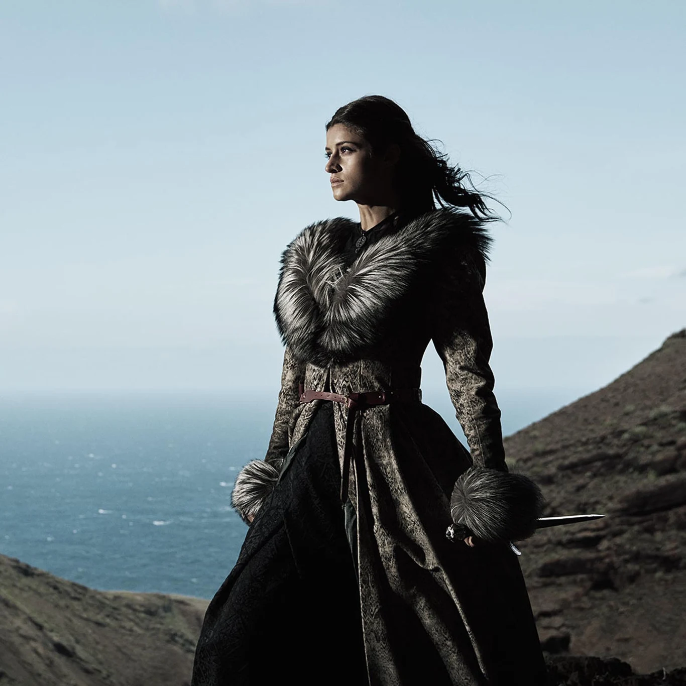 Anya Chalotra jako Yennefer