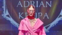 Pokaz Adriana Krupy podczas konkursu dla młodych projektantów Fashion Designer Awards.
