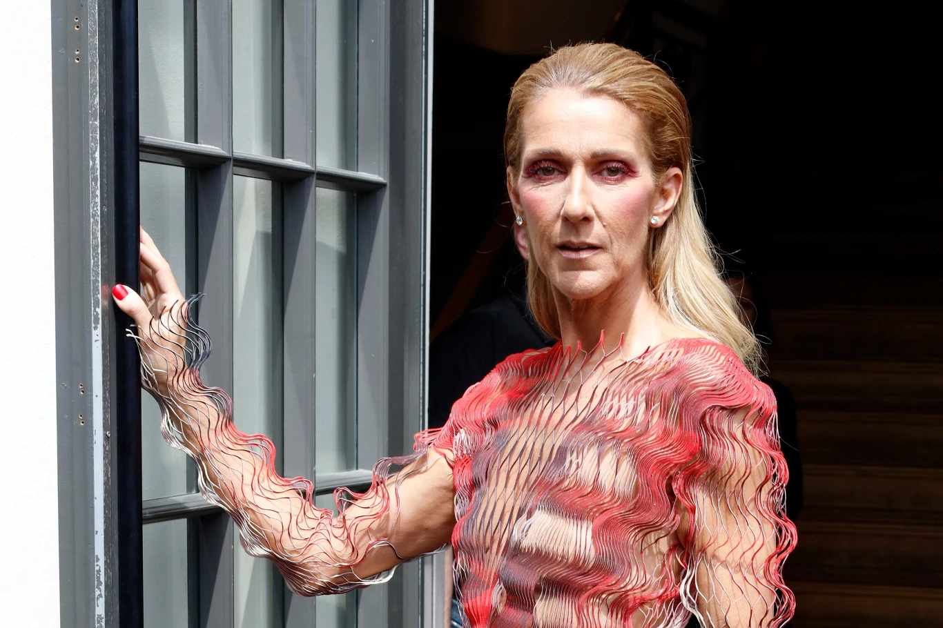 Celine Dion na pokazie Iris van Herpen w Paryżu. 