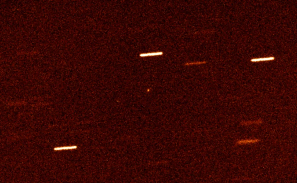 Zdjęcie Oumuamua wykonane 28 października 2017 roku - nie wykryto wtedy oznak aktywności kometarnej obiektu