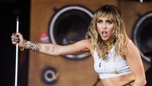 Miley Cyrus zaprezentowała mocny teledysk do utworu "Mother's Daughter"