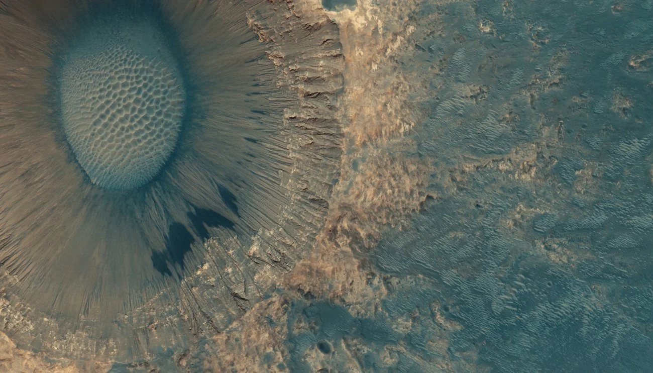 Spojrzenie na Meridiani Planum na podstawie danych z MRO Spojrzenie na Meridiani Planum na podstawie danych z MRO