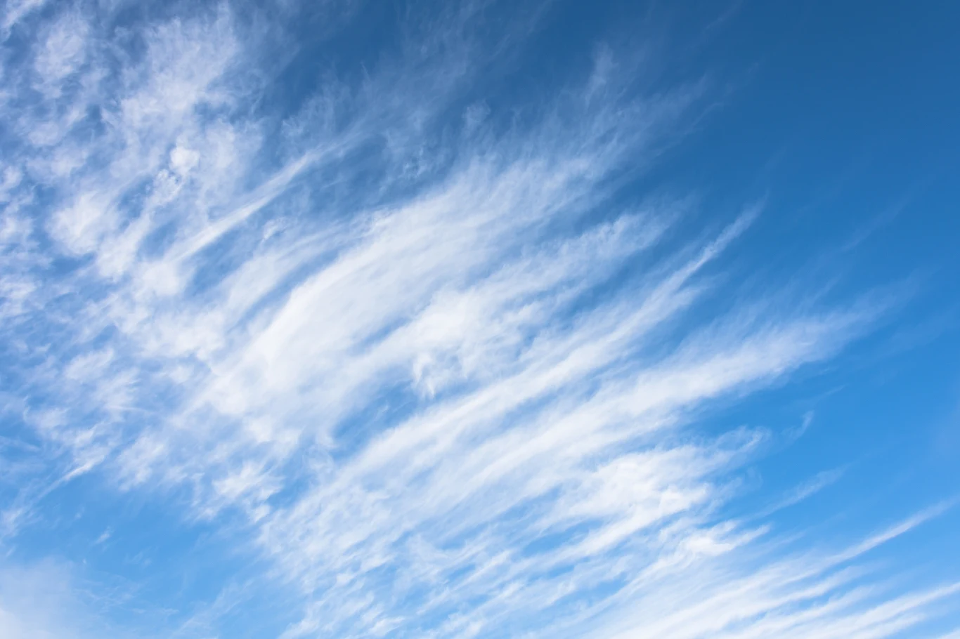 Niektóre chmury cirrus nie powstają naturalnie