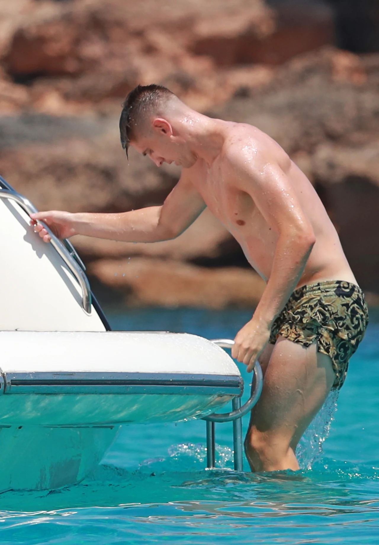 Poprzedni sezon był niezwykle udany dla Piątka. 24-letni piłkarz rewelacyjnie spisywał się w Serie A w barwach Genoa CFC, a potem AC Milan. Przebojem wdarł się również do reprezentacji Polski.