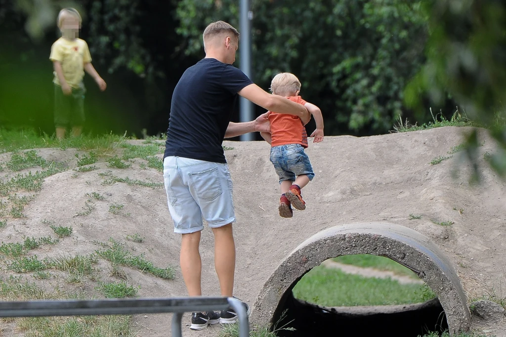 Marcin Mroczek z rodziną Marcin Mroczek z rodziną