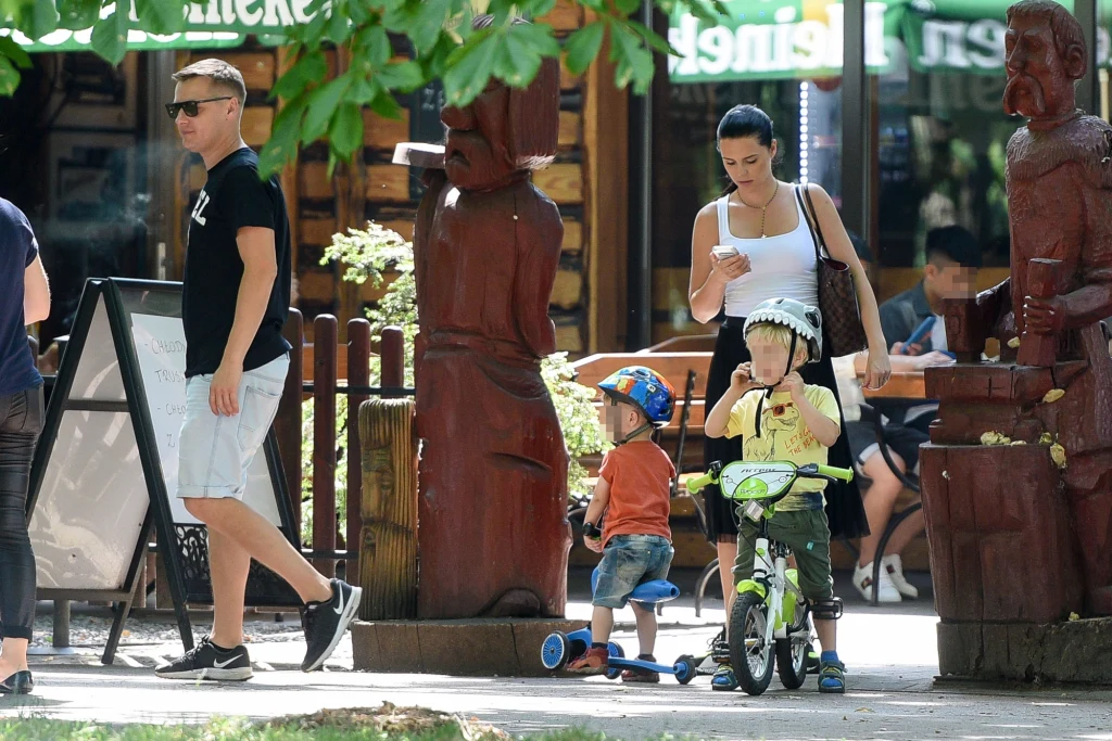 Marcin Mroczek z rodziną Marcin Mroczek z rodziną