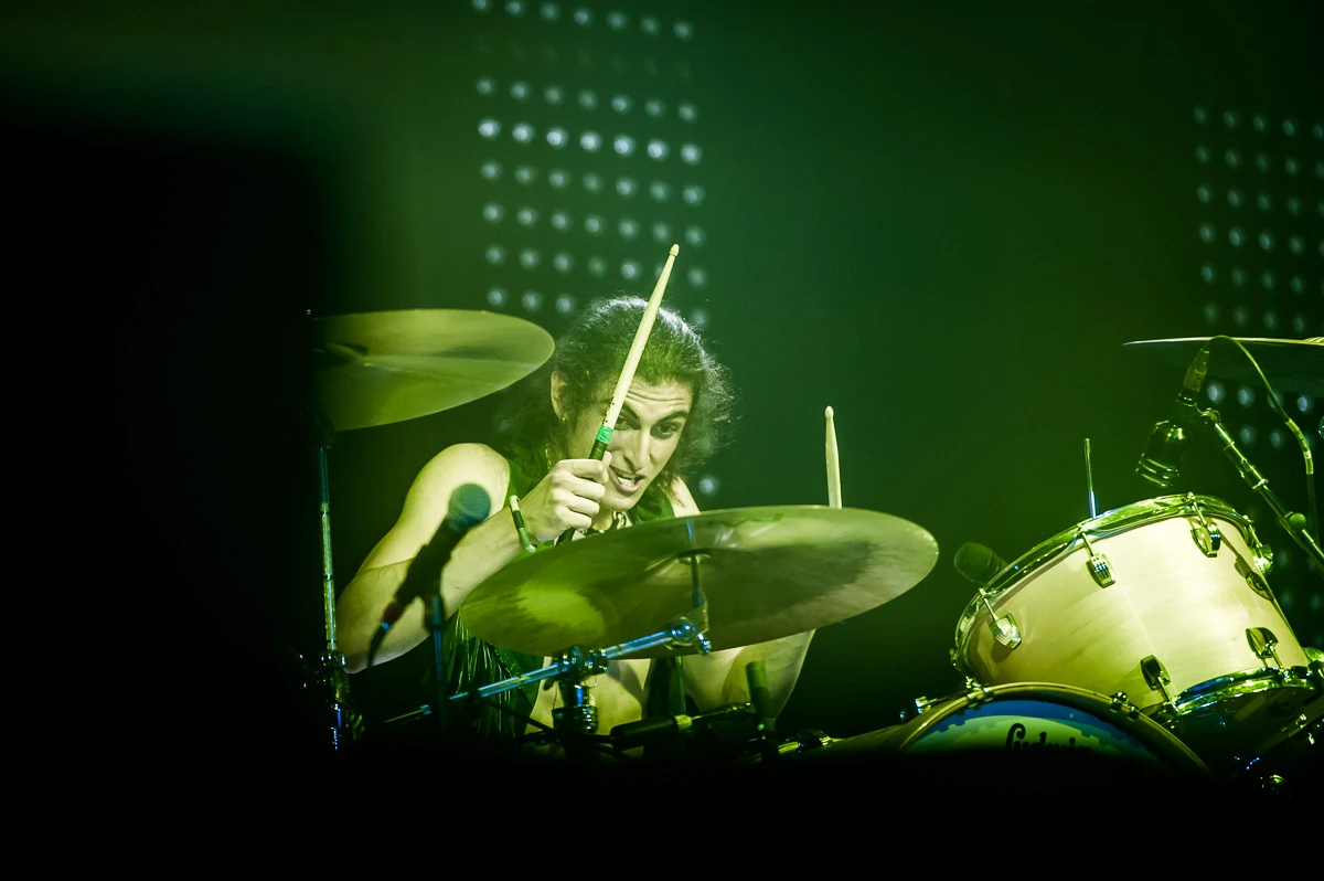Greta Van Fleet okrzyknięta została przez media "największym rockowym odkryciem ostatnich lat". Z drugiej strony stała się też powodem do kpin, gdyż wielu krytyków uważa zespół za jawną kopię Led Zeppelin. Josh Kiszka ma natomiast podrabiać wokal Roberta Planta. 