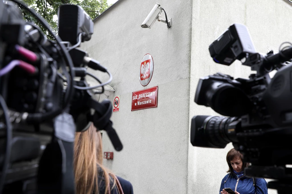 Dziennikarze czekają na wyrok sądu w spraiwe Kajetana P. Dziennikarze czekają na wyrok sądu w spraiwe Kajetana P.