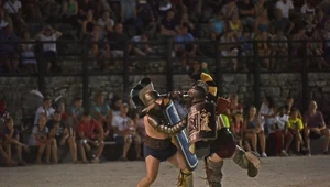 Morituri te salutant! Współczesne walki gladiatorów w Puli