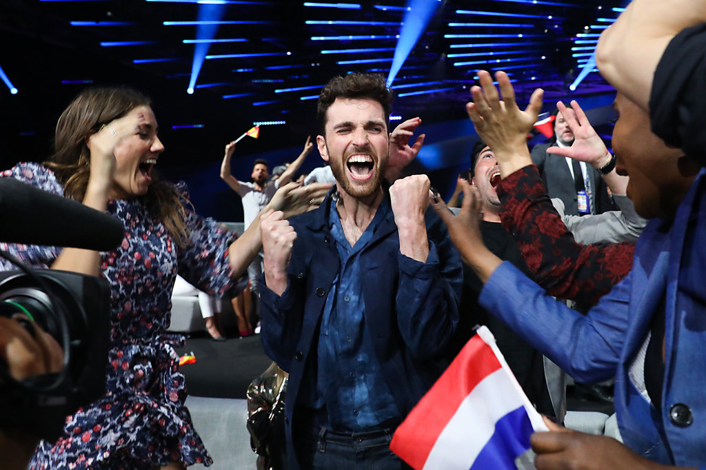 Radość Duncan Laurence'a po wygraniu Eurowizji 2019