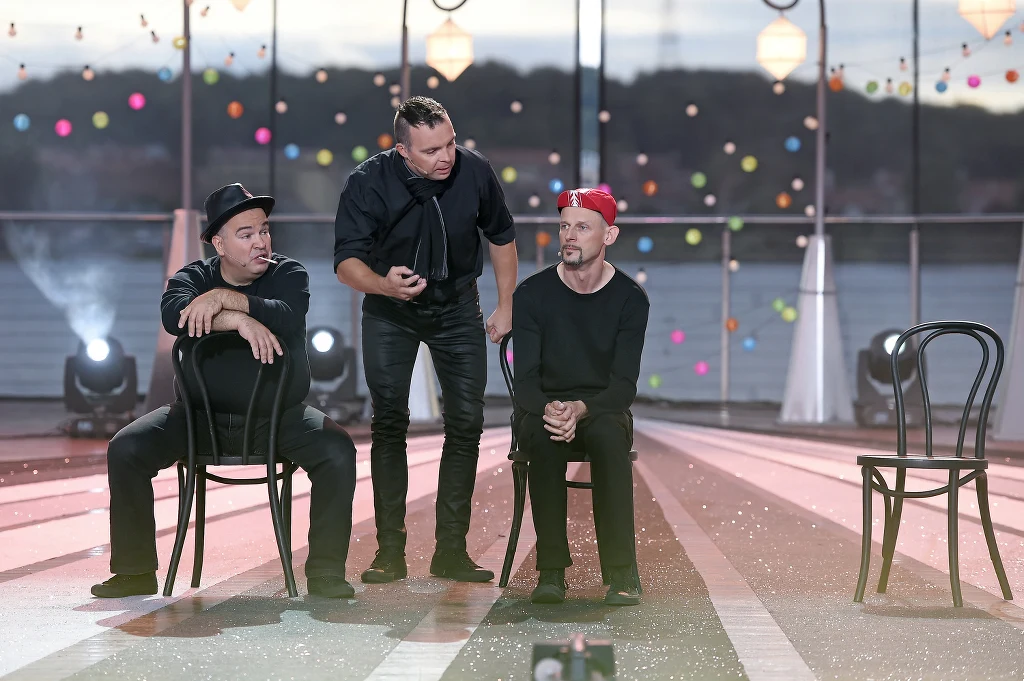 Kabaret Ani Mru-Mru  Kabaret Ani Mru-Mru