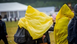 Open'er Festival 2019: Uczestnicy festiwalu walczą z deszczem