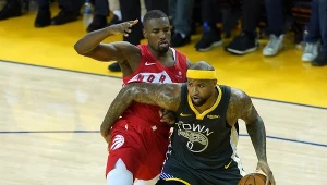 DeMarcus Cousins (z piłką)